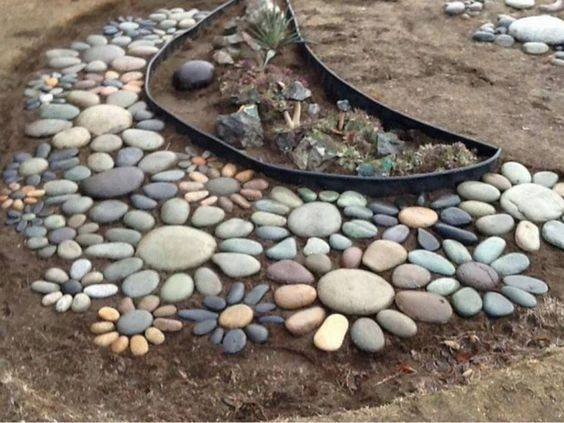 Beautiful #Garden Rock Art