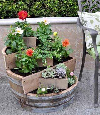 Container Gardening For Small Spaces!